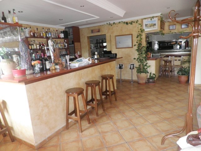 Restaurant + villa à Moraira